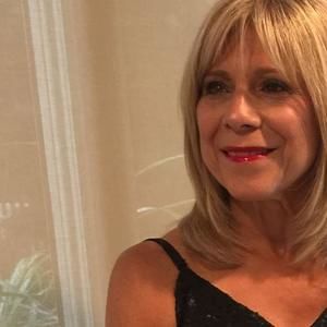 Meet your Posher, Janet